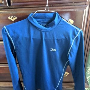 Base layer thermal shirt Size Small